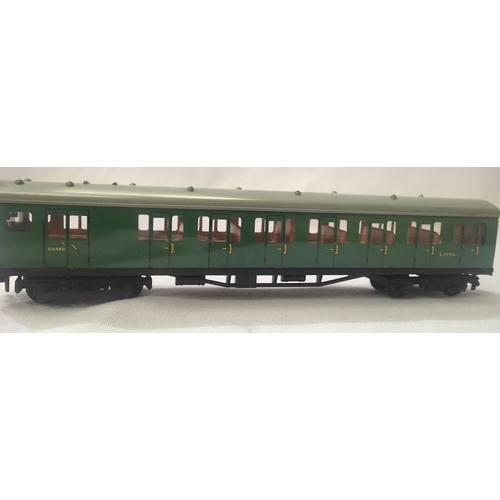 2094 - Hornby Dublo three rail, two car E.M.U in very good to excellent condition, unboxed. P&P Group 1 (£1... 