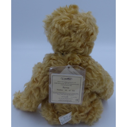 2148 - Deans Byron 69/300 bear, H: 41 cm. P&P Group 1 (£14+VAT for the first lot and £1+VAT for subsequent ... 