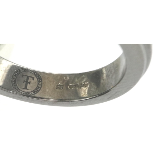 27 - Theo Fennell sterling silver band, with oxidised blackened finish, size K, 5g. P&P Group 1 (£14+VAT ... 