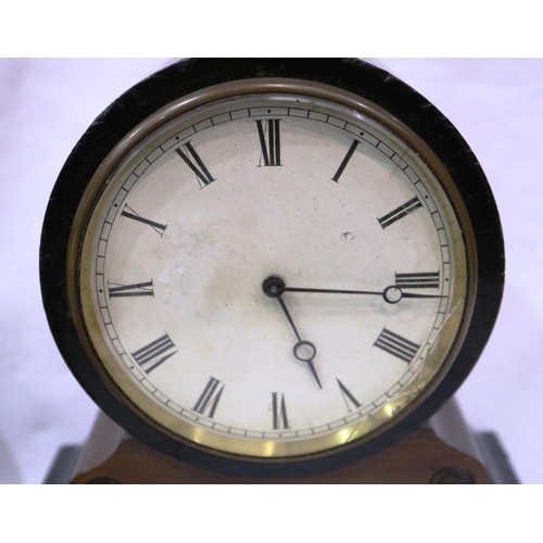 421 - Mixed clocks including an alarm clock. Not available for in-house P&P