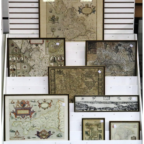 425 - A collection of reprint antiquarian maps, including Saxtons Lancashire etc (8). P&P Group 2 (£18+VAT... 