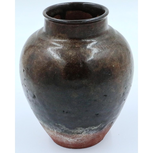 3055 - A late Tang Dynasty glazed jar, H: 18 cm. Glaze stops 4 cm short of the base. P&P Group 2 (£18+VAT f... 