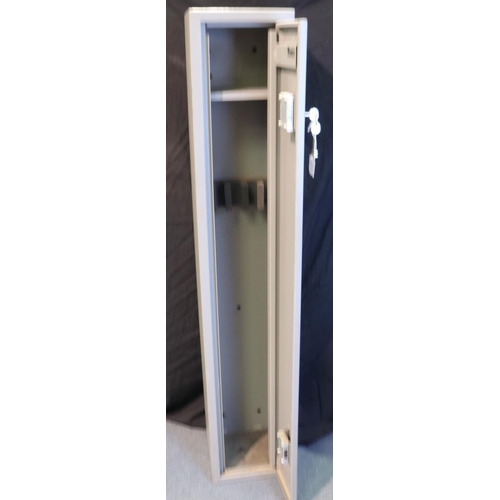 2014 - Brattonsound police approved five-section gun safe with four keys, Depth 20 cm. Not available for in... 