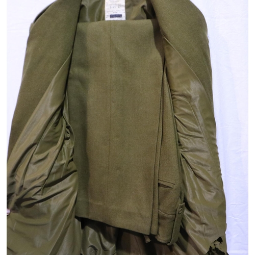 2044 - British number 2 dress uniform, jacket and trousers, size 27. P&P Group 2 (£18+VAT for the first lot... 