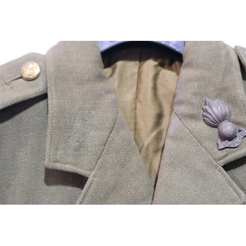 2046 - Royal Artillery WWI enlisted mans tunic with leather Sam Browne and sword hanger. P&P Group 2 (£18+V... 