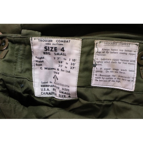 2054 - Vietnam War period Canadian military combat smock and trousers, both size 4, smock has division patc... 