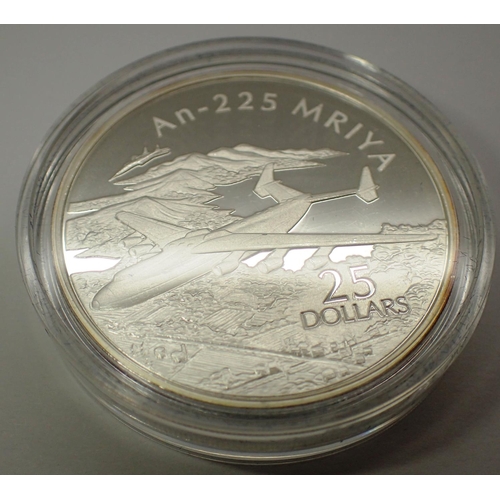 3117 - 2003 Solomon Islands AN-225 Mriya silver proof coin, 28g. P&P Group 0 (£5+VAT for the first lot and ... 