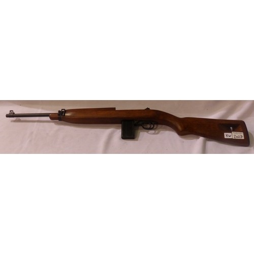 2027 - M1 carbine replica, with moving parts. P&P Group 3 (£25+VAT for the first lot and £5+VAT for subsequ... 