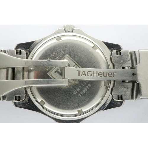 135 - Tag Heuer: stainless steel 200M professional wristwatch, working at lotting. P&P Group 1 (£14+VAT fo... 