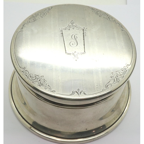 147 - Henry Birks (Canada) sterling silver trinket box inscribed with letter J to cover, D: 10 cm, 300g. P... 