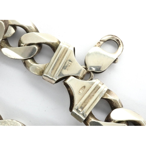 16 - 925 silver bracelet, L: 23 cm, 73g. P&P Group 1 (£14+VAT for the first lot and £1+VAT for subsequent... 