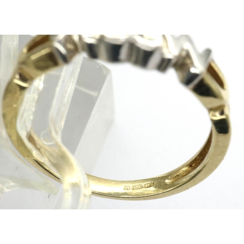 28 - 9ct gold stone set MUM ring, size J, 1.8g. P&P Group 1 (£14+VAT for the first lot and £1+VAT for sub... 