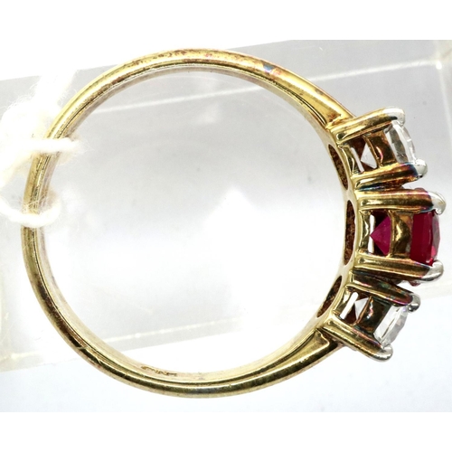 13A - 14ct gold trilogy ring set with a single ruby flanked by two white topaz stones, size U, 3.4g. Very ... 