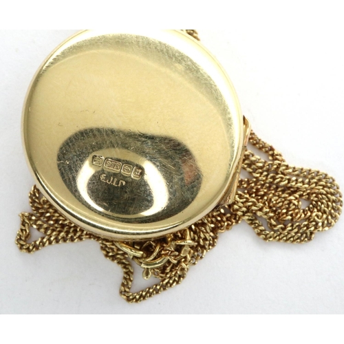 34A - 9ct gold locket on chain, D: 20 mm, combined 4.9g. P&P Group 1 (£14+VAT for the first lot and £1+VAT... 