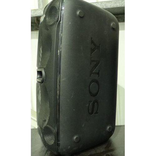 365 - Large Sony speaker GTK-XB72. Not available for in-house P&P