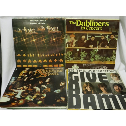 368 - Mixed Folk LPs including Joan Baez and Steeleye Span in good condition (18). P&P Group 3 (£25+VAT fo... 