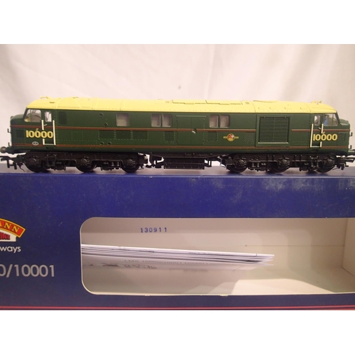 2135 - OO scale Bachmann 31995 Lms 10,000, BR Green, lined orange and black, cream roof. In very near mint ... 