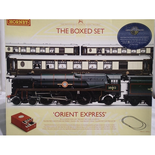 2163 - OO scale Hornby R1038 Orient Express boxed set comprising of United States Lines 35012, Green Late C... 