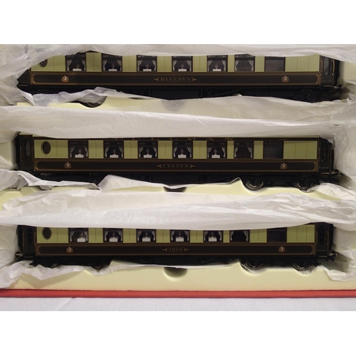 2163 - OO scale Hornby R1038 Orient Express boxed set comprising of United States Lines 35012, Green Late C... 