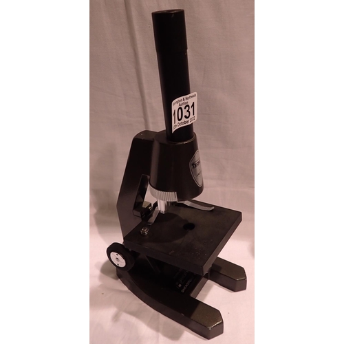 1031 - Philips Harris Tecnar microscope. P&P Group 1 (£14+VAT for the first lot and £1+VAT for subsequent l... 