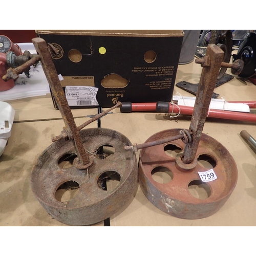 1759 - Two cast iron 22 cm cart/buggy wheels. Not available for in-house P&P