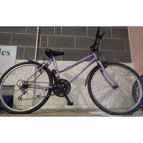 1003 - San Diego Excol girls bike with 15 Shimano SIS gears and 19 inch frame. Not available for in-house P... 