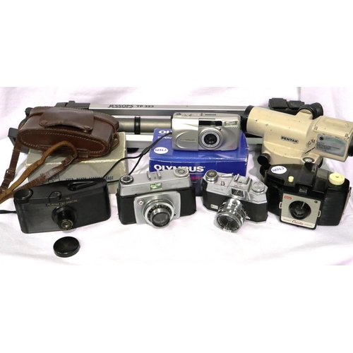 433 - Olympus Purma and Halina film cameras with accessories. P&P Group 2 (£18+VAT for the first lot and £... 