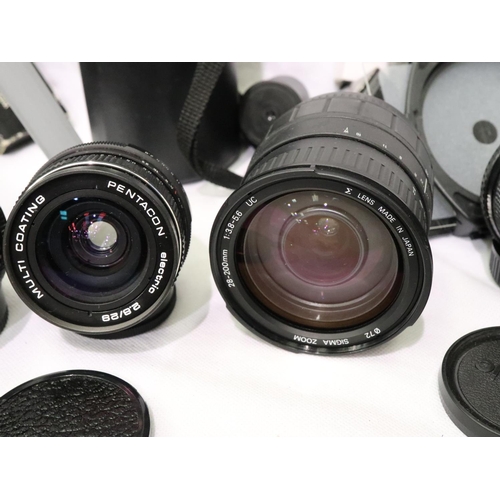 437 - Mixed lenses: MC Soligor C/D wide auto 28mm 2.8 lens, Pentagon Electric 2.8/29mm lens, X-Fujinon 50m... 