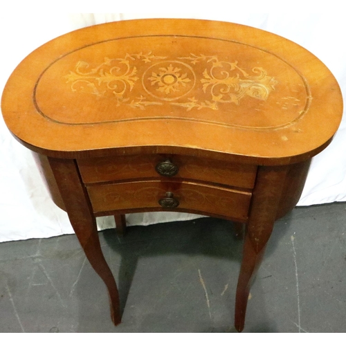 3076 - Small kidney shaped table with two drawers and inlaid top and sides, 46 x 26 x 67 cm. Not available ... 