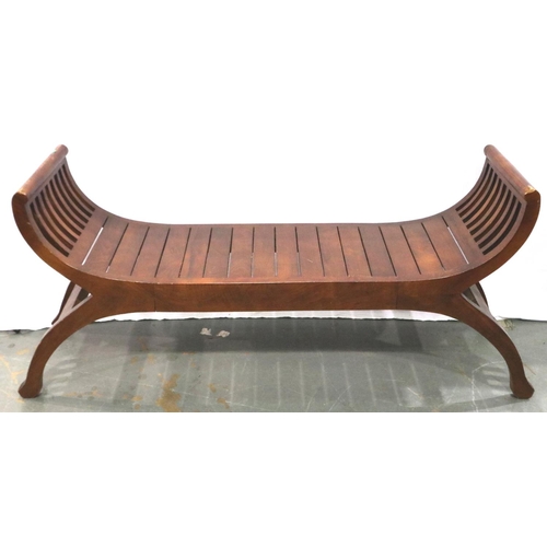 3086 - Hardwood x-frame window seat, L: 120 cm. Not available for in-house P&P