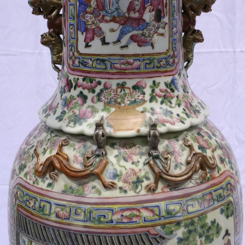 3300 - A rare and important monumental pair of Daoguang period Chinese famille rose Water Margin floor vase... 