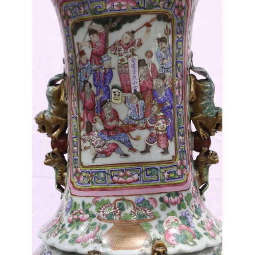 3300 - A rare and important monumental pair of Daoguang period Chinese famille rose Water Margin floor vase... 