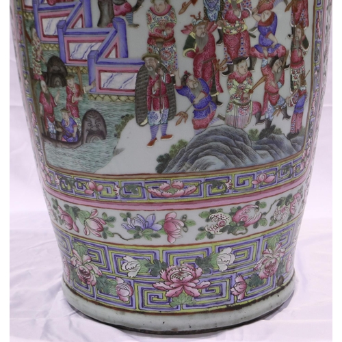 3300 - A rare and important monumental pair of Daoguang period Chinese famille rose Water Margin floor vase... 