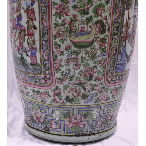 3300 - A rare and important monumental pair of Daoguang period Chinese famille rose Water Margin floor vase... 