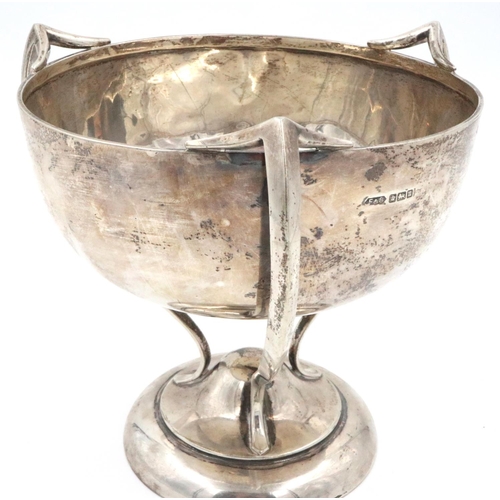 70 - Hallmarked silver trophy Fattorini & Sons, Sheffield Assay, H: 19 cm, 665g. P&P Group 2 (£18+VAT for... 