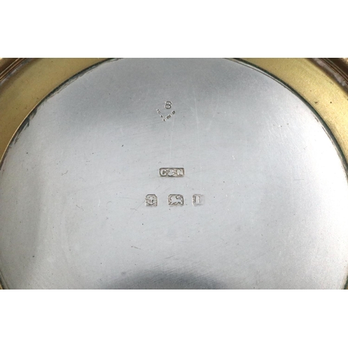 90 - Hallmarked silver compact, Birmingham assay 1935 with metal fitting, D: 90 mm. No internal mirror. P... 