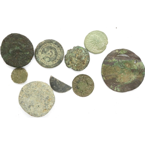 103 - Medieval and Roman coins/token/Jettons, largest D: 32 mm. P&P Group 0 (£5+VAT for the first lot and ... 