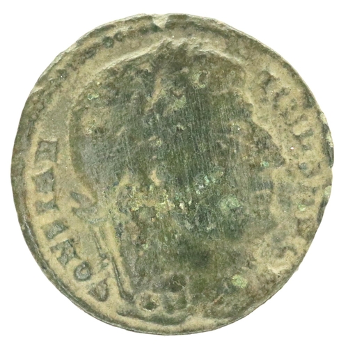 137C - Roman bronze AE3 Constantine votive type. P&P Group 0 (£5+VAT for the first lot and £1+VAT for subse... 