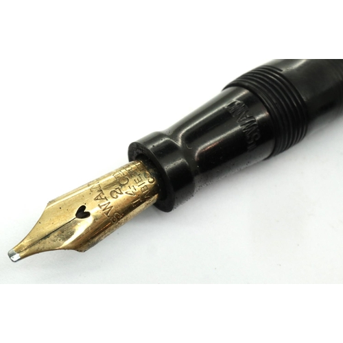 142 - Swan Mabie Todd Leverless fountain pen with 14ct gold nib. P&P Group 1 (£14+VAT for the first lot an... 