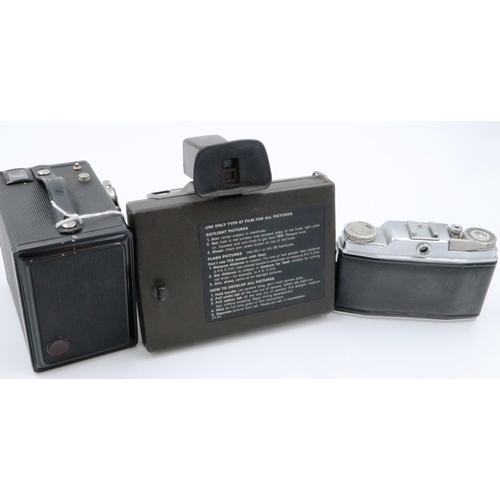 182 - Polaroid land camera, AGFA box and AGFA Pronto. P&P Group 2 (£18+VAT for the first lot and £3+VAT fo... 