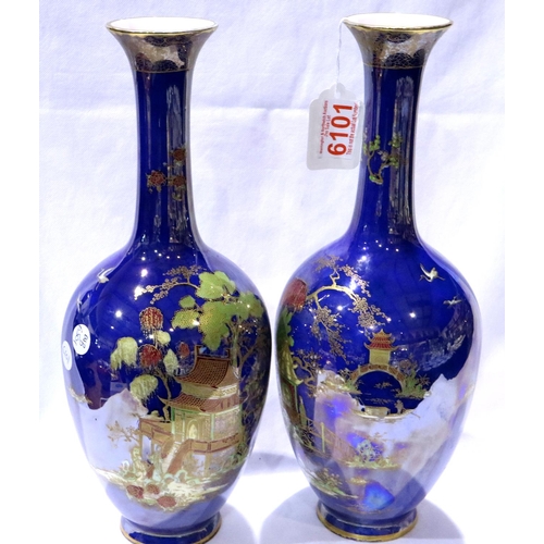 253 - Pair of Carlton ware Chinese tall vases, H: 36 cm, slight wear to gilt otherwise good, no cracks or ... 