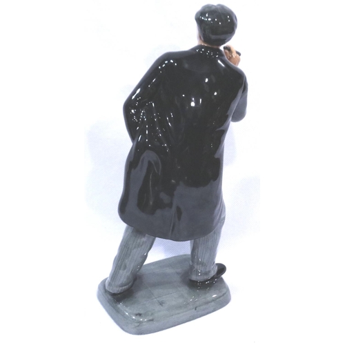 276 - Royal Doulton Groucho Marx HN 2777, H: 25 cm, no cracks or chips. P&P Group 2 (£18+VAT for the first... 