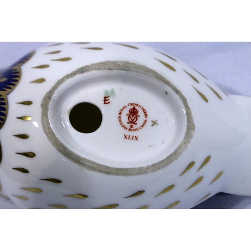 279 - Royal Crown Derby owl, no stopper, L: 14 cm, no cracks or chips. P&P Group 1 (£14+VAT for the first ... 