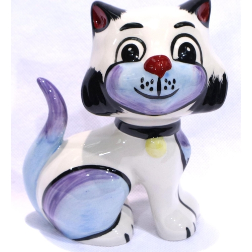 308 - Lorna Bailey cat, Queenie, H: 14 cm, no cracks or chips. P&P Group 1 (£14+VAT for the first lot and ... 