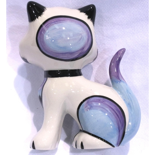 308 - Lorna Bailey cat, Queenie, H: 14 cm, no cracks or chips. P&P Group 1 (£14+VAT for the first lot and ... 