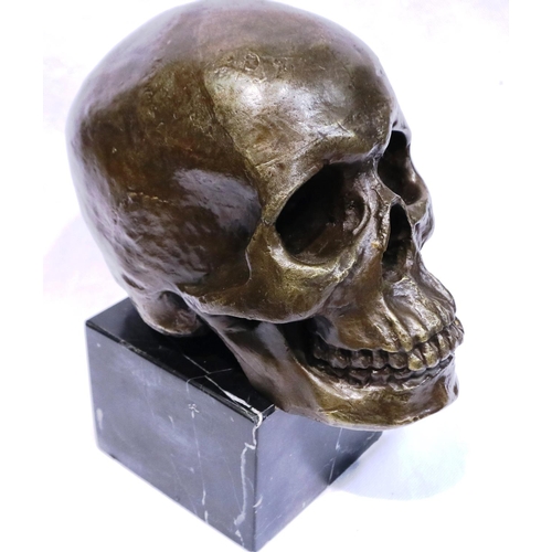 361 - Life size bronze skull on a marble base. P&P Group 3 (£25+VAT for the first lot and £5+VAT for subse... 