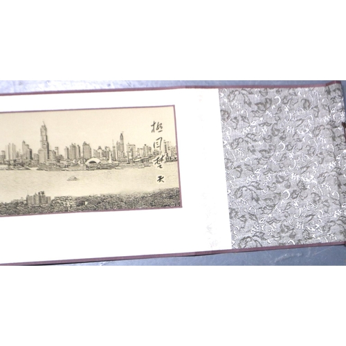 191 - Modern boxed Chinese rolled picture, L: 115 cm. P&P Group 1 (£14+VAT for the first lot and £1+VAT fo... 