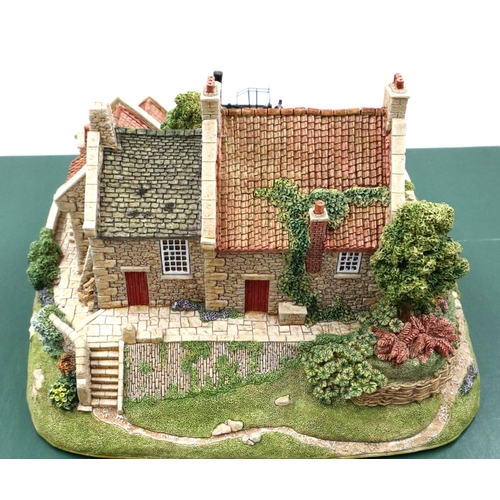 202 - Boxed Lilliput Lane limited edition no 476, Pockerley Manor Beamish, with deeds, 22 x 15 cm excellen... 