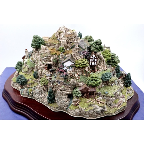 208 - Boxed Lilliput Lane limited edition no 0229, Coniston Crag, with deeds, 30 x 33 cm, excellent condit... 