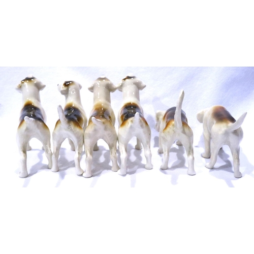 233 - Six Beswick Hunting Hounds, largest L: 12 cm, no cracks or chips. P&P Group 2 (£18+VAT for the first... 